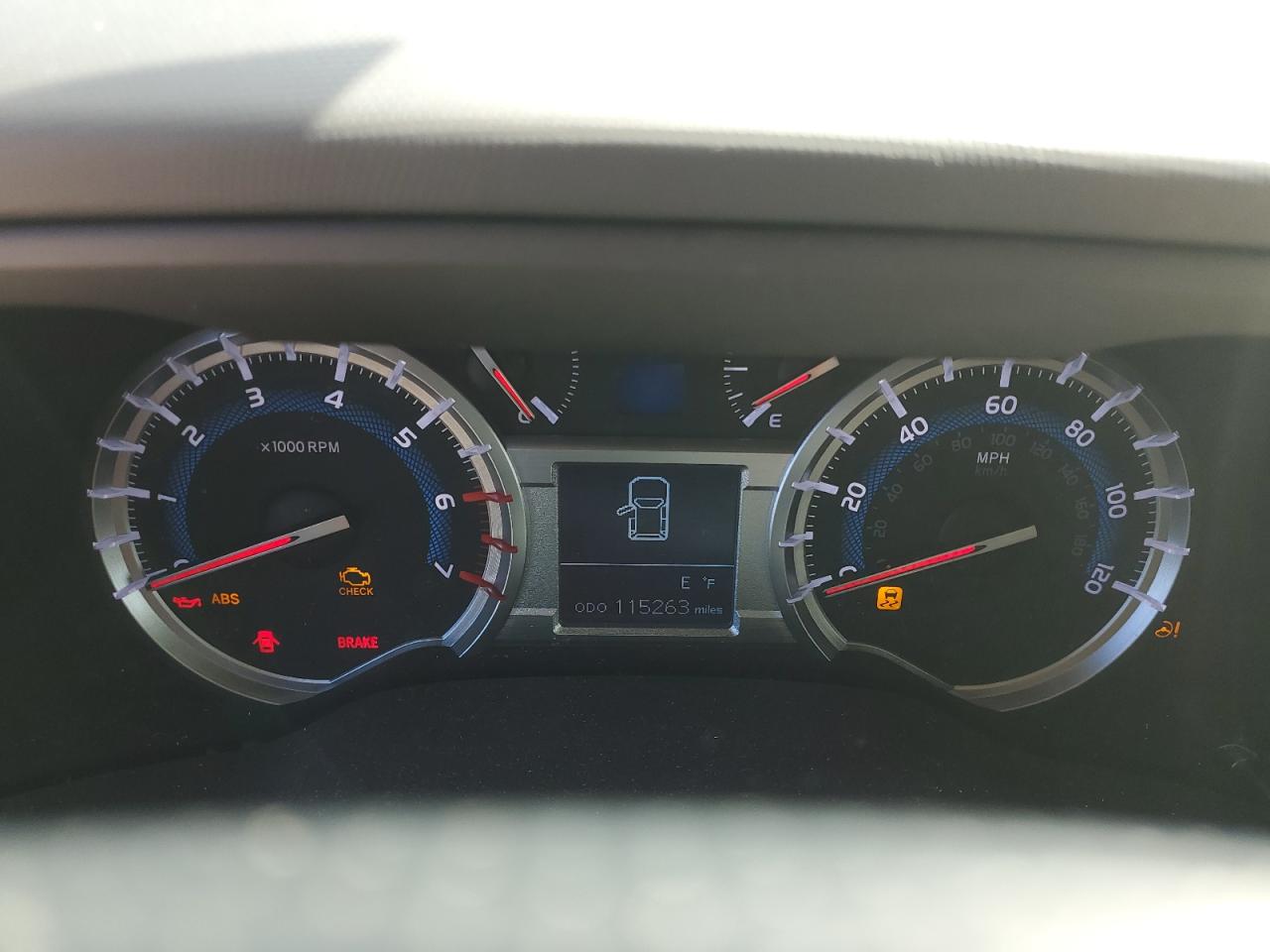 2015 Toyota 4Runner - Image 9