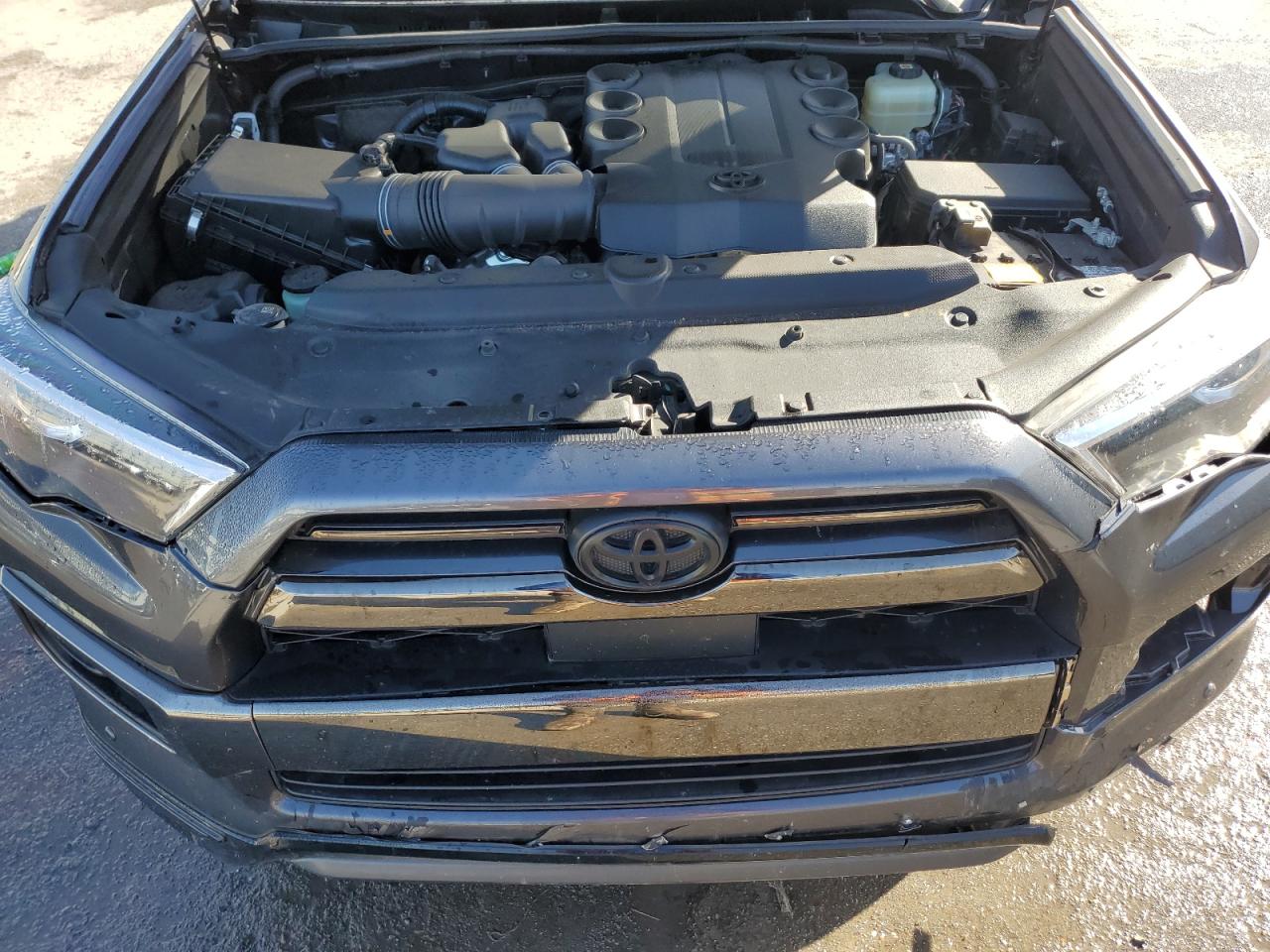 2021 Toyota 4Runner - Image 12