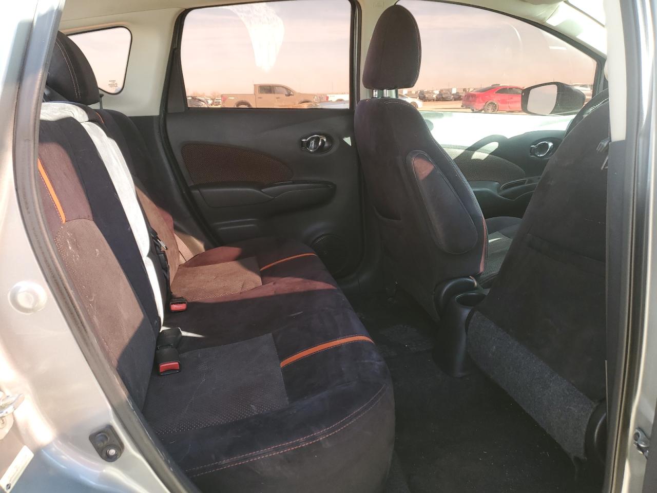 2015 Nissan Versa - Image 11