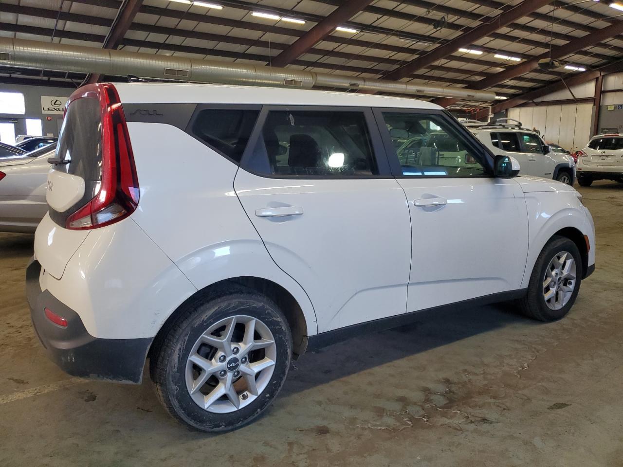 2022 Kia Soul - Image 3