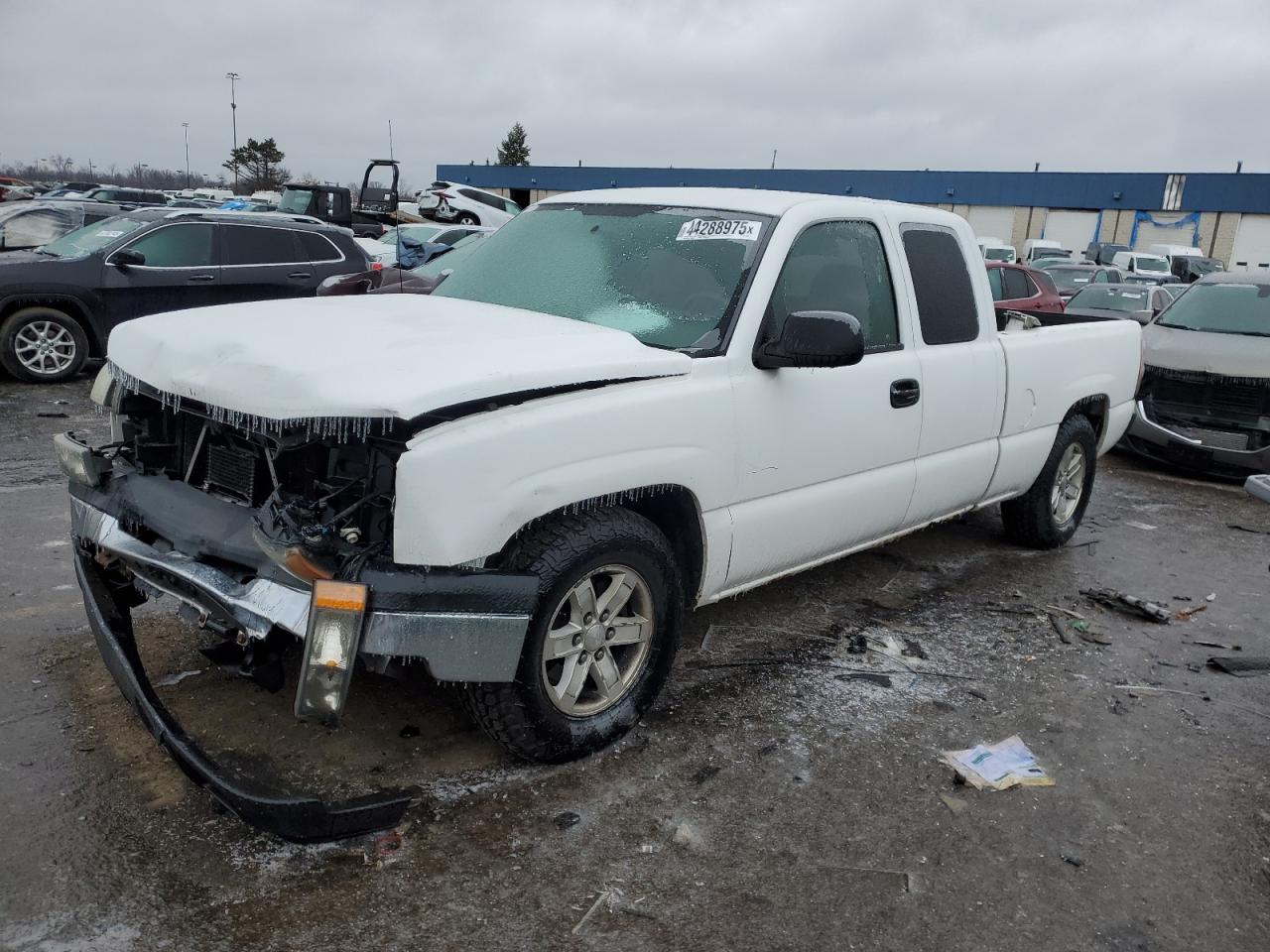 Woodhaven, MI에서 판매 중인 2007 Chevrolet Silverado C1500 Classic - Front End
