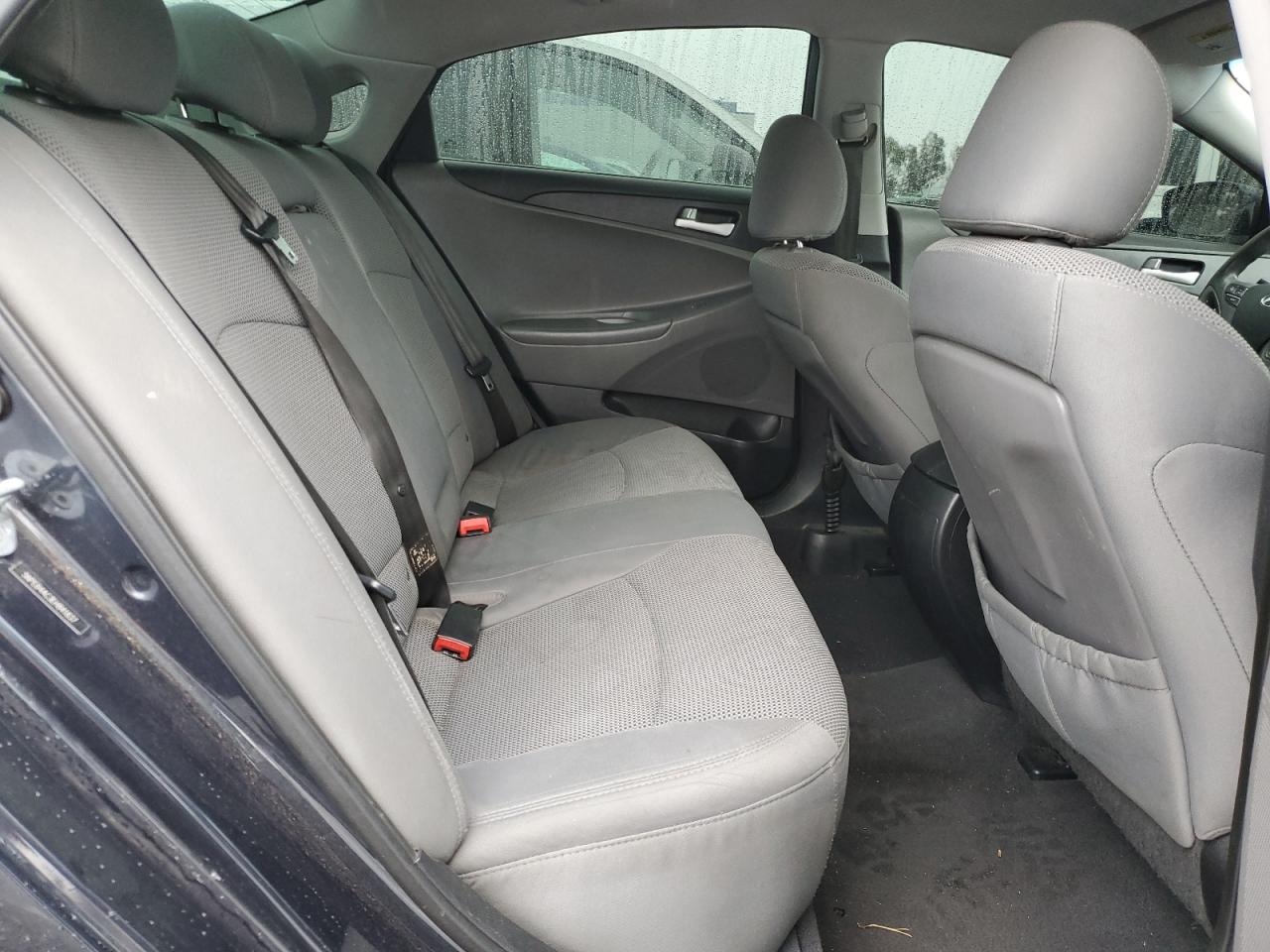 2014 Hyundai Sonata - Image 10