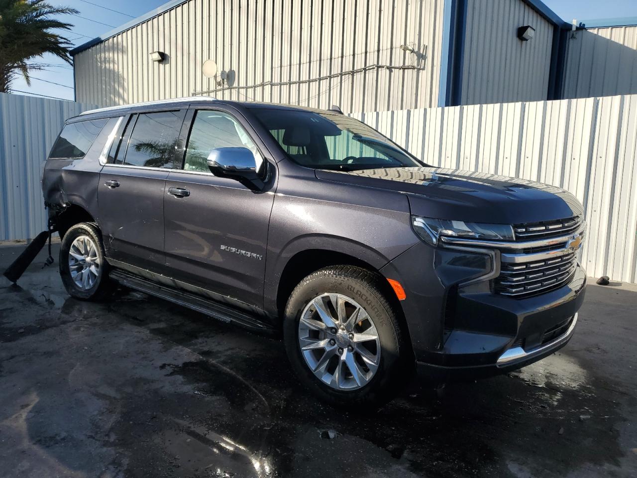 2023 Chevrolet Suburban - Image 4