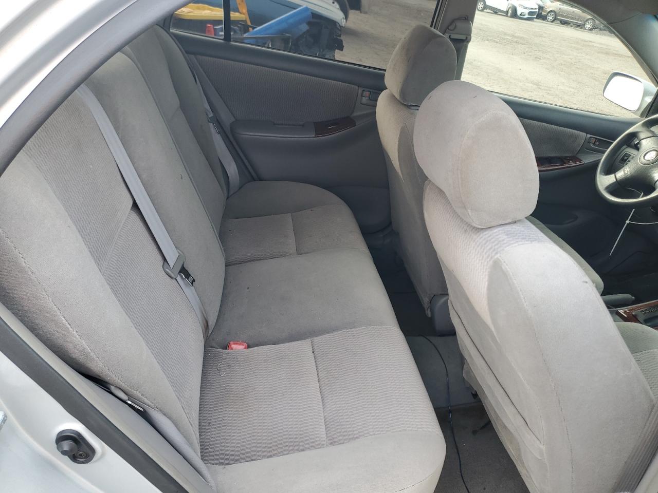 2006 Toyota Corolla - Image 10