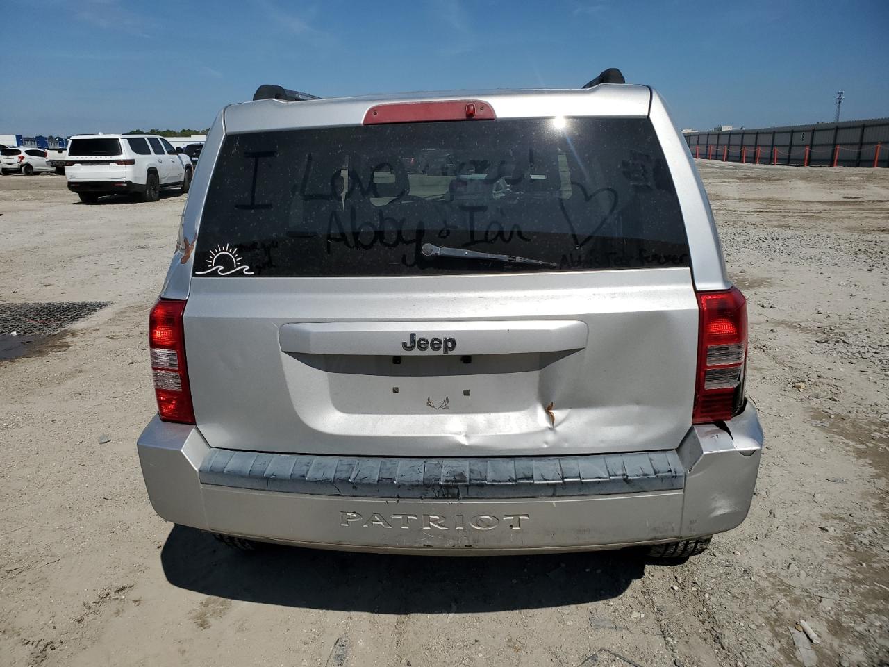 2008 Jeep Liberty (Patriot) - Image 6