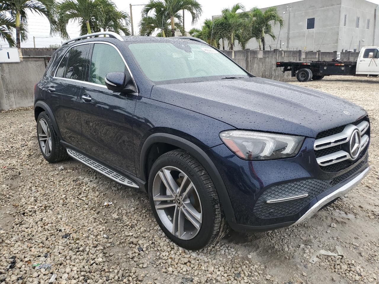 2020 Mercedes-Benz GLE - Image 4
