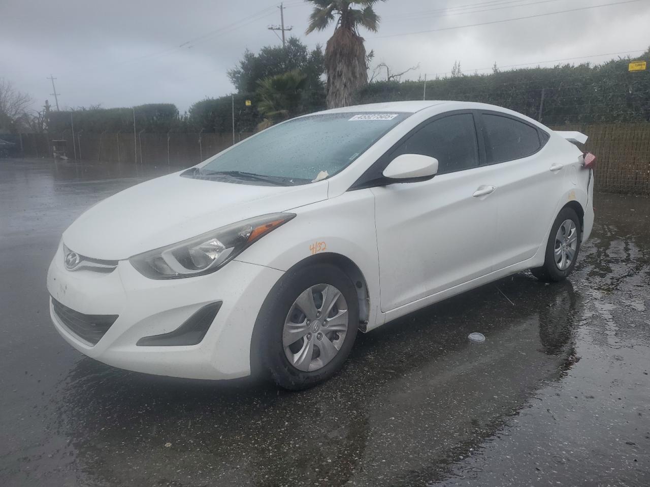 2016 Hyundai Elantra - Image 1