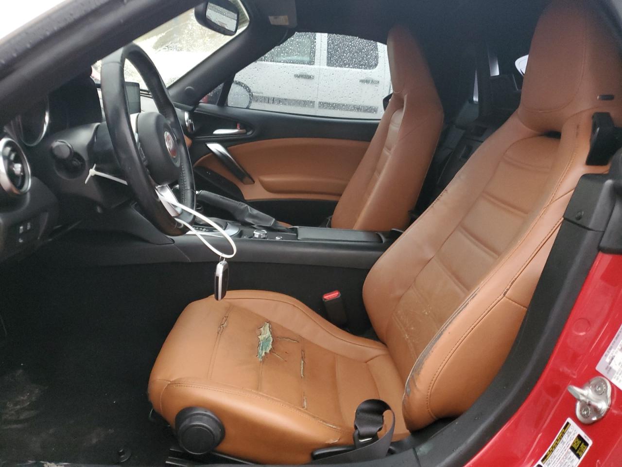 2017 Fiat 124 Spider - Image 7