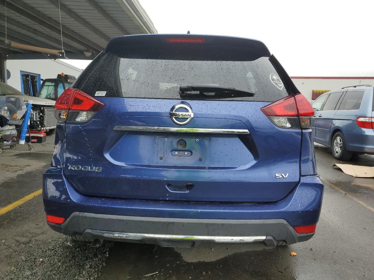 2017 Nissan Rogue - Image 6