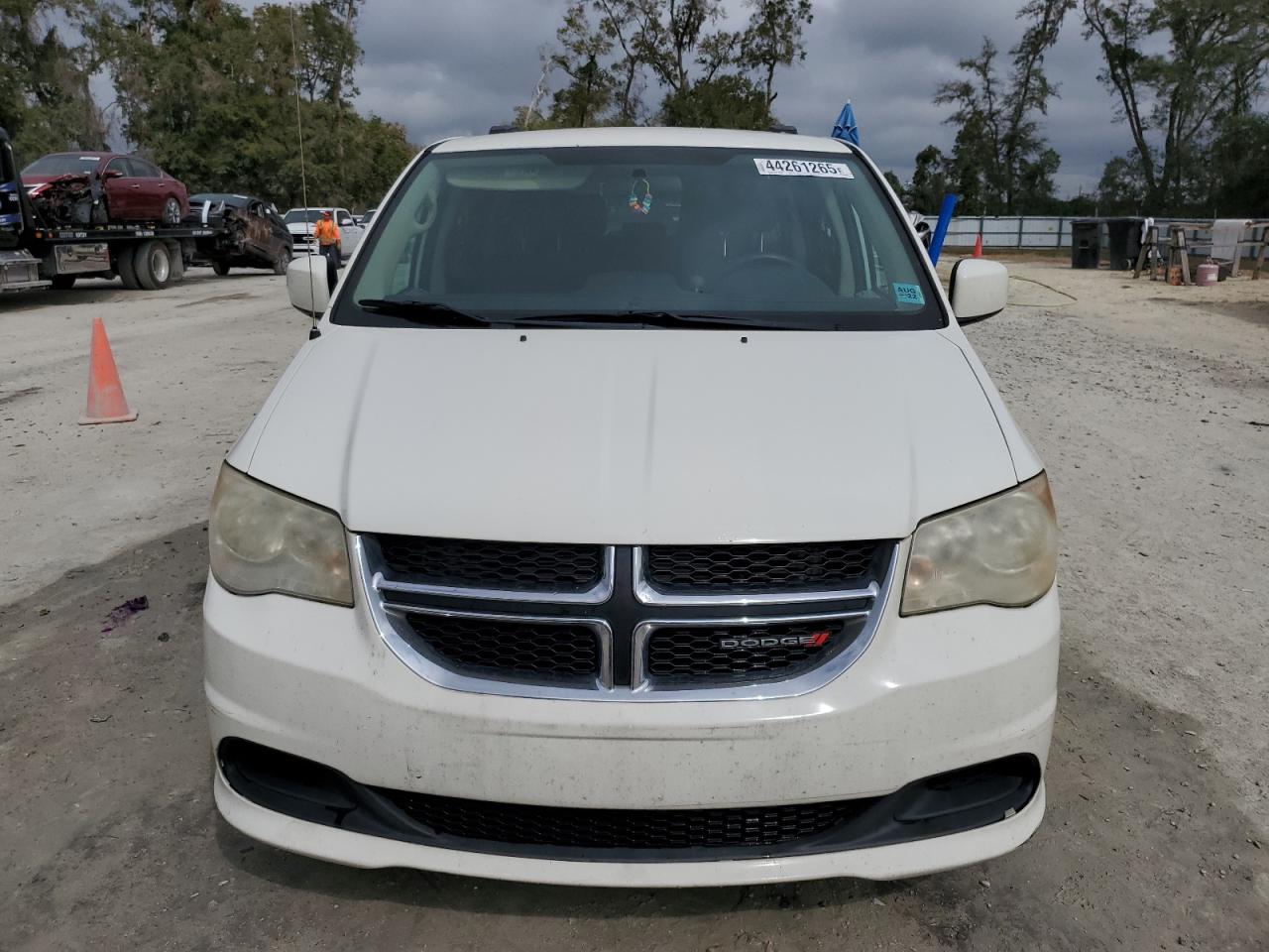 2013 Dodge Caravan - Image 5