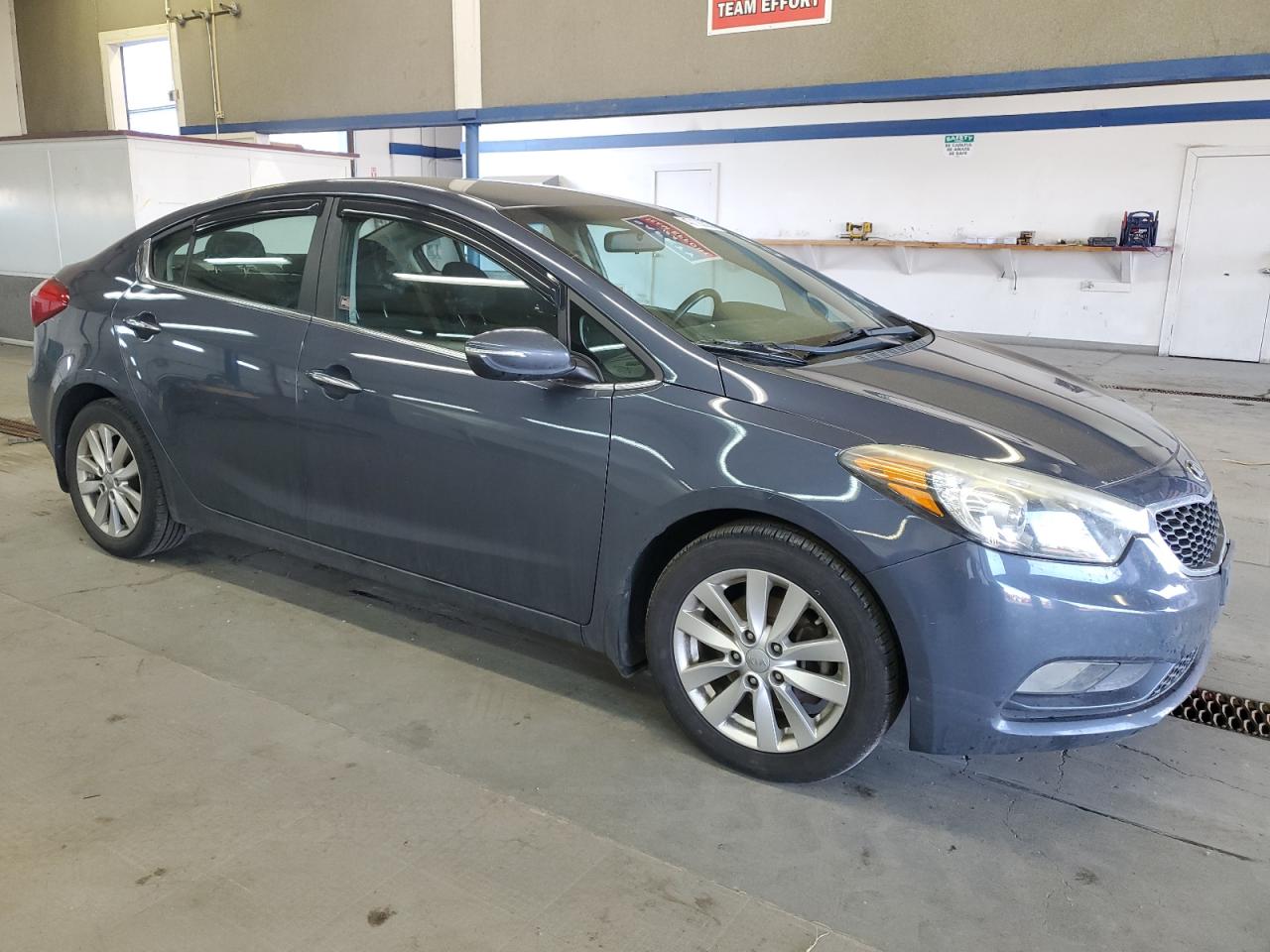 2015 Kia Forte - Image 4