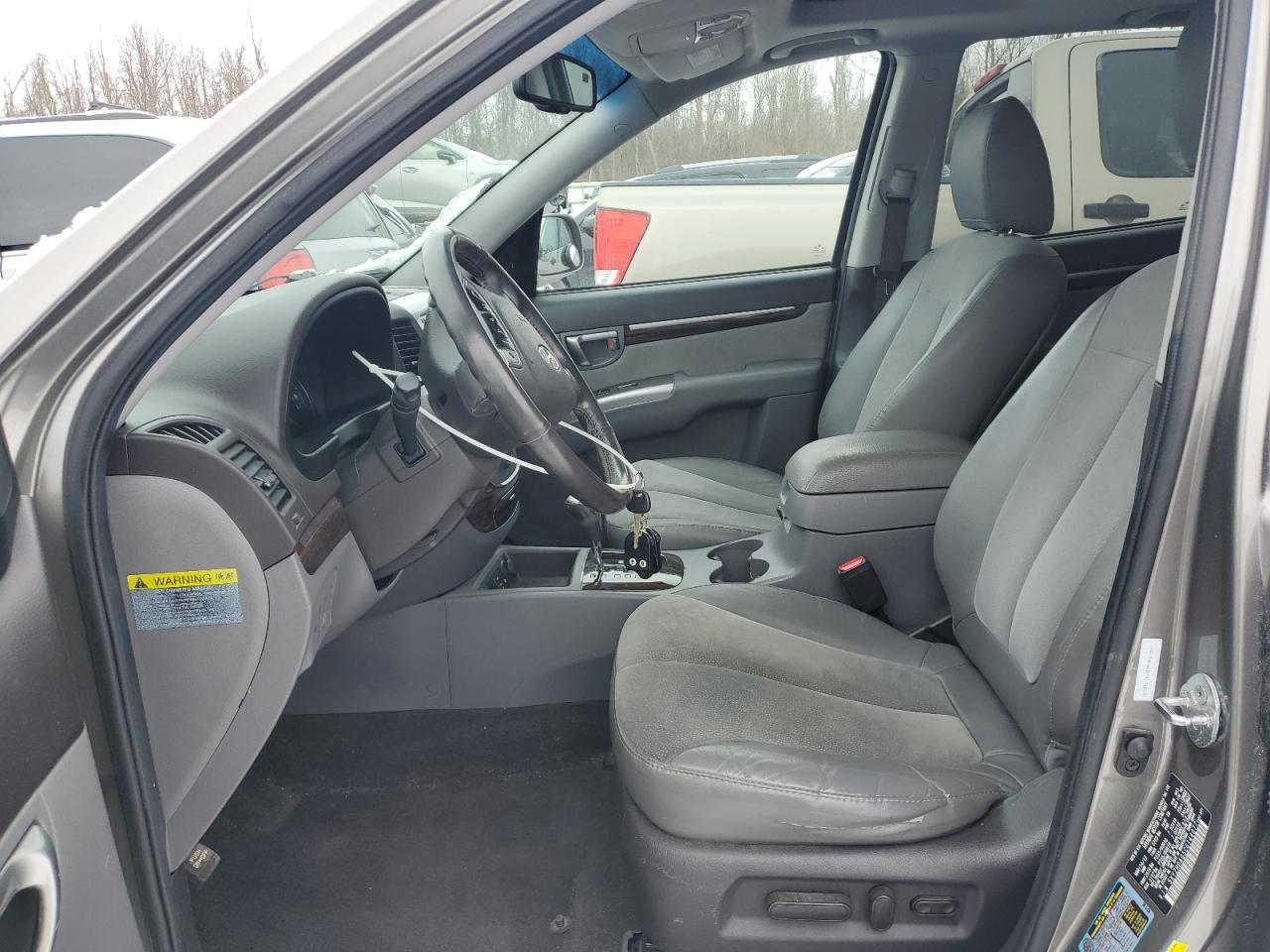 2012 Hyundai Santa Fe - Image 7