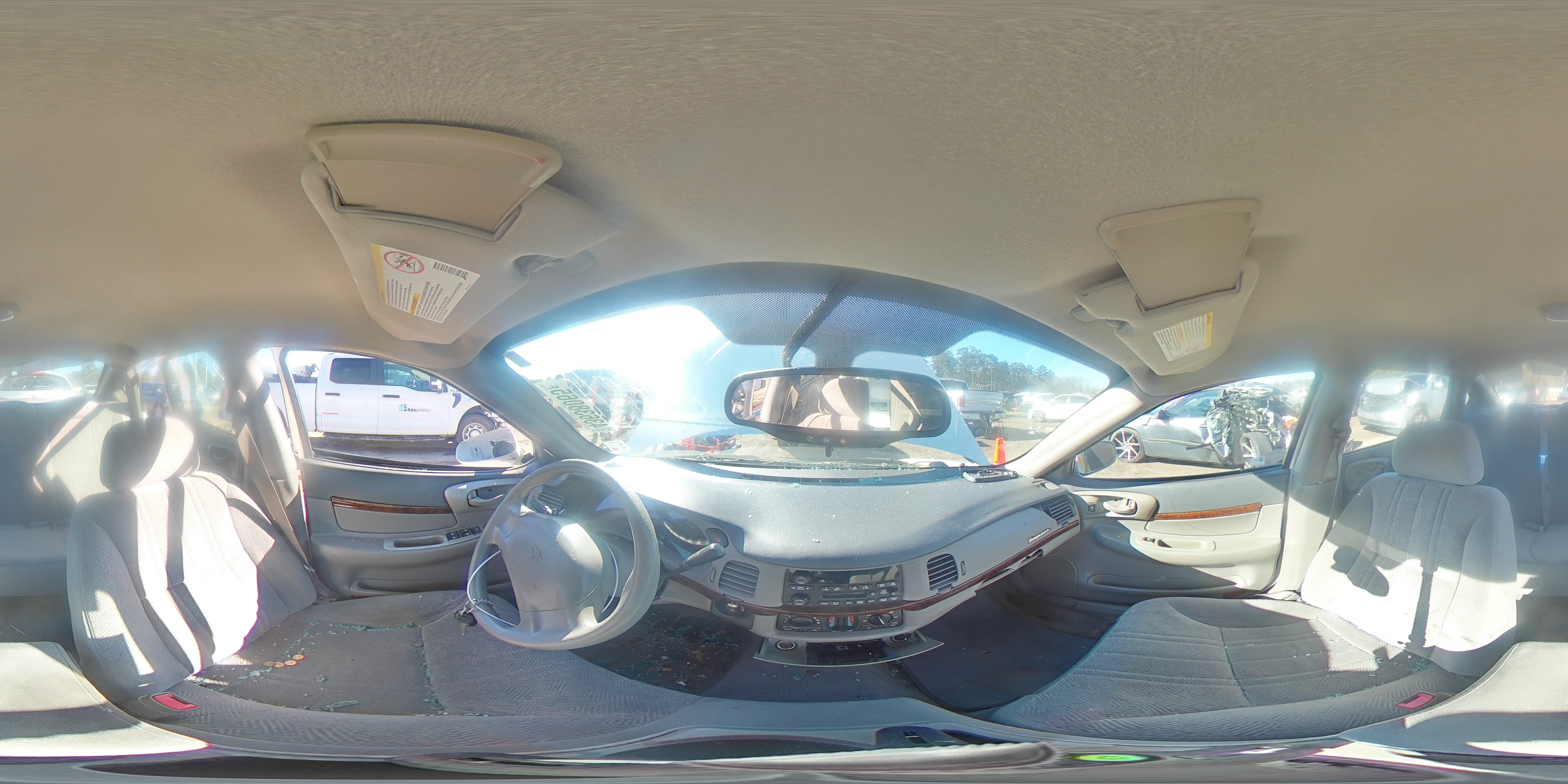2005 Chevrolet Impala - Image 12