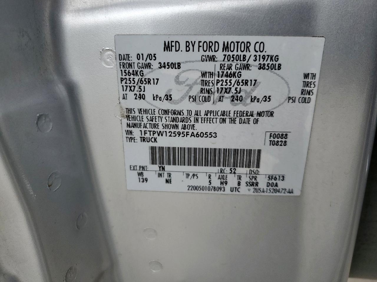 2005 Ford F-150 - Image 12