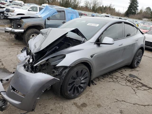  TESLA MODEL Y 2024 Silver