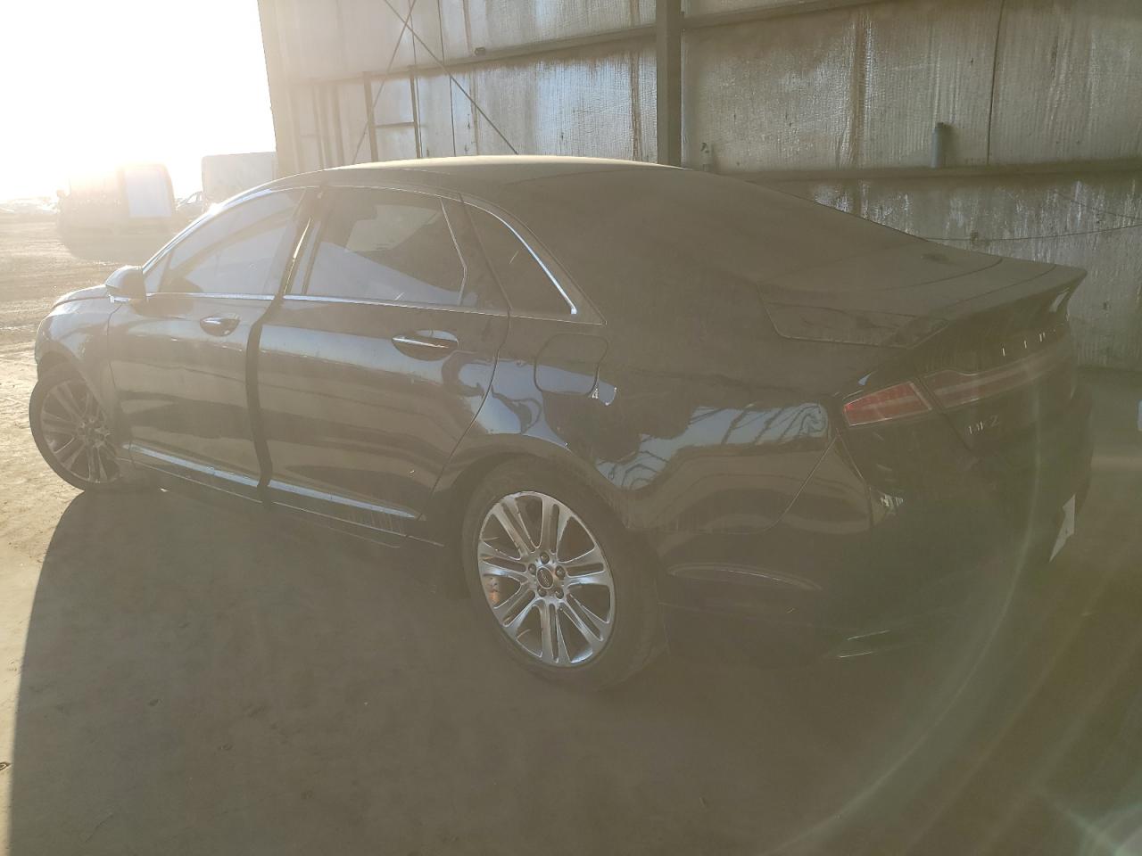 2015 Lincoln MKZ - Image 2
