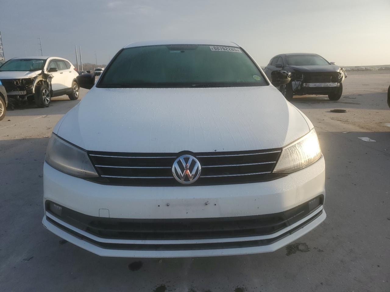 2015 Volkswagen Jetta - Image 5