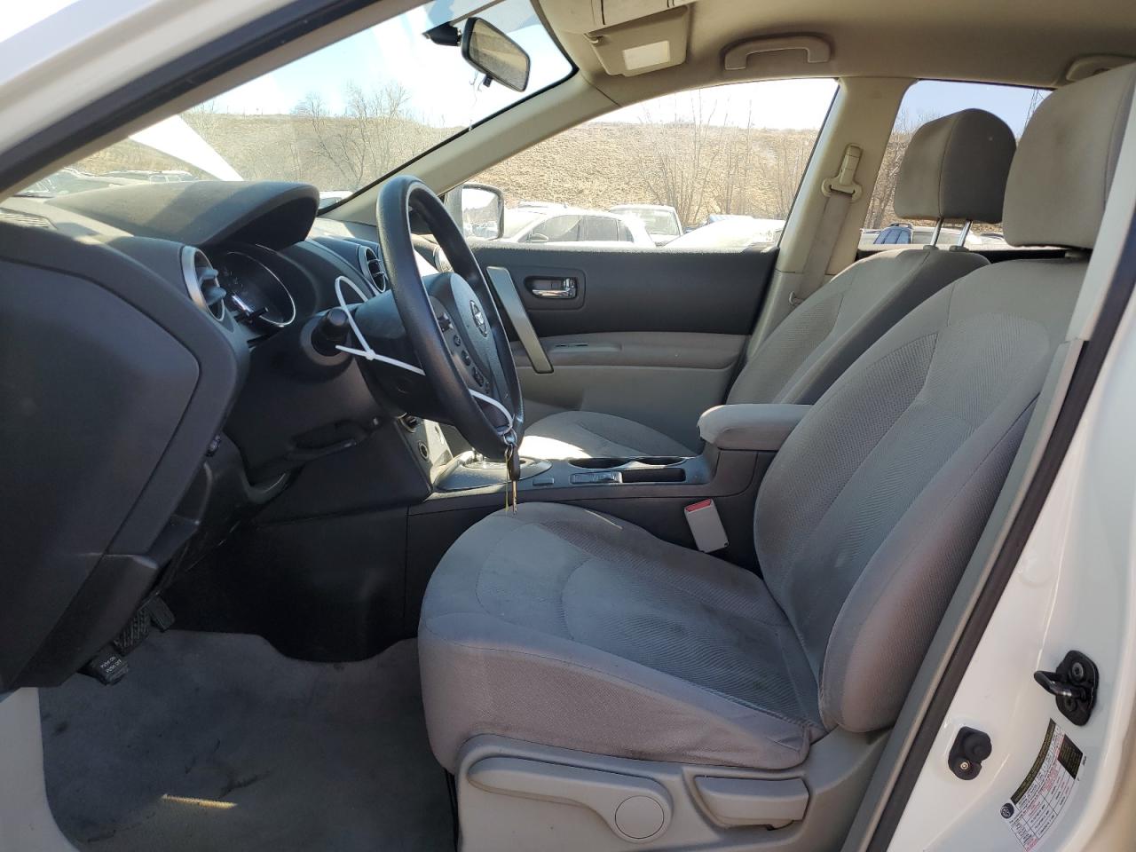 2013 Nissan Rogue - Image 7