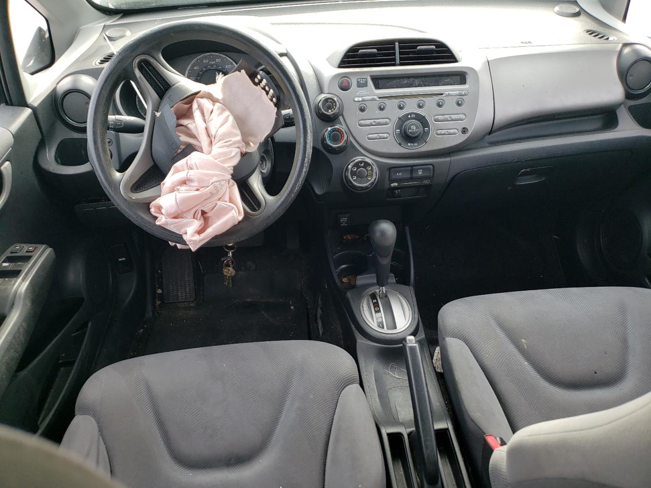 2010 Honda Fit - Image 8