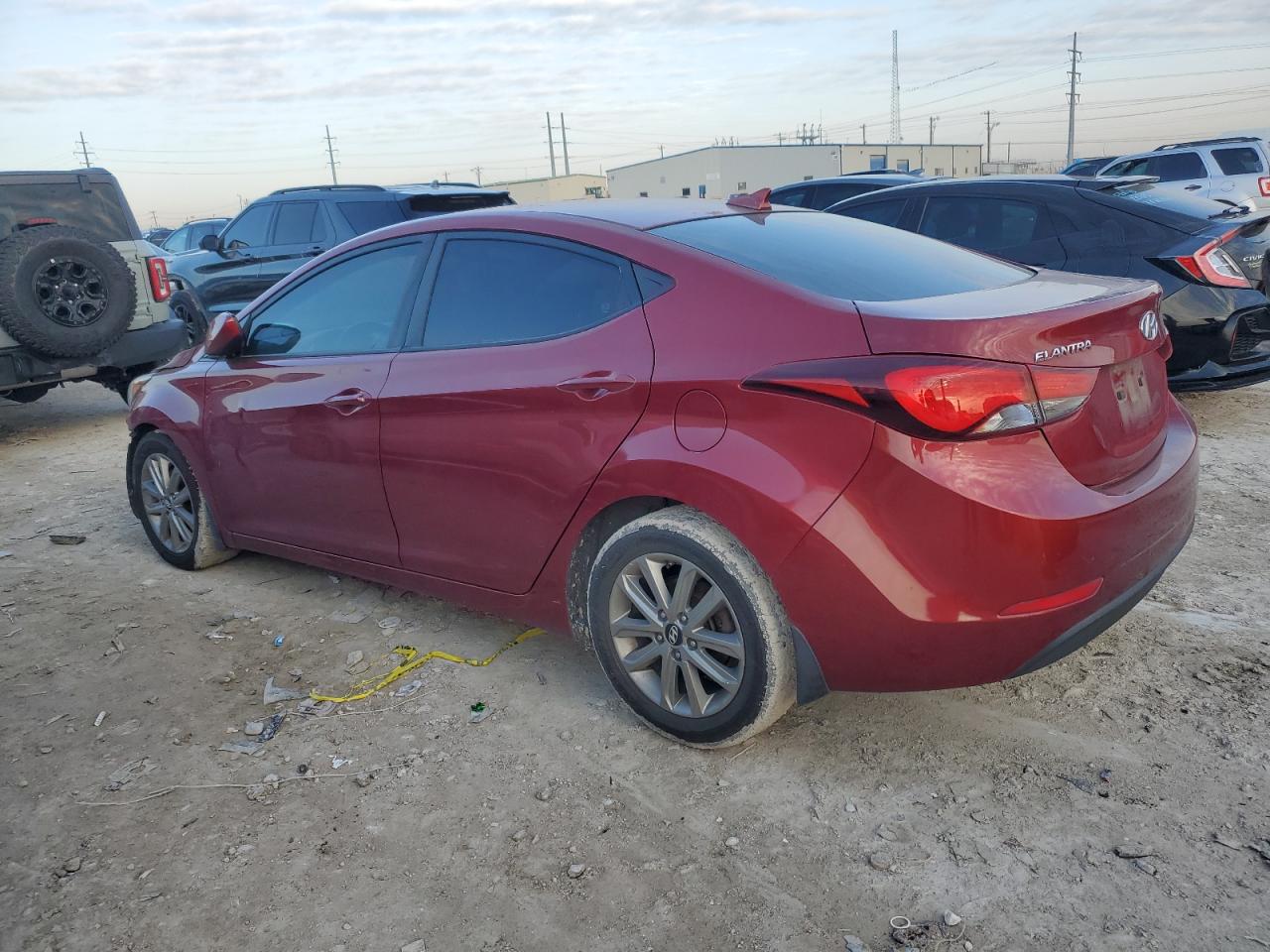 2016 Hyundai Elantra - Image 2