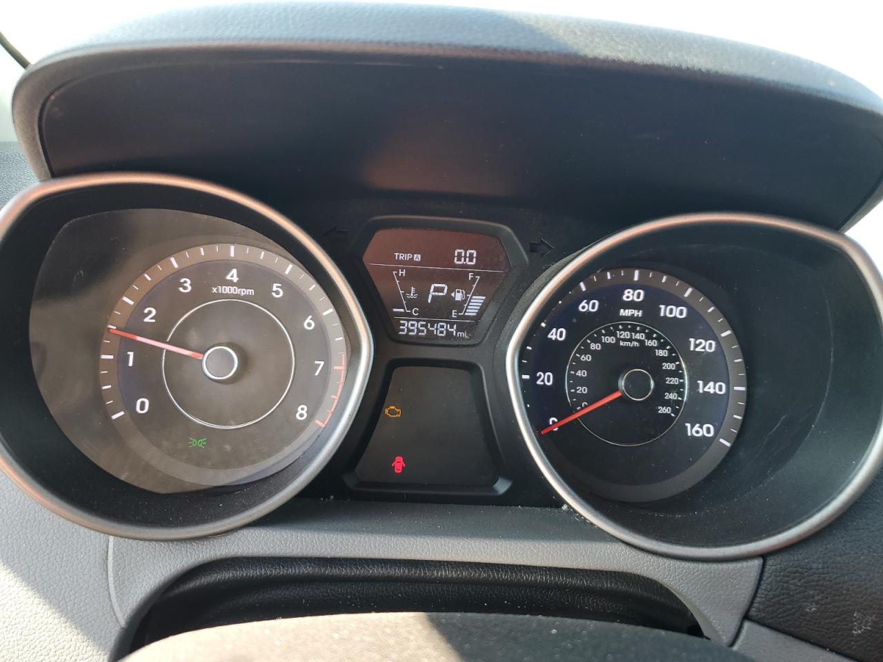 2016 Hyundai Elantra - Image 9