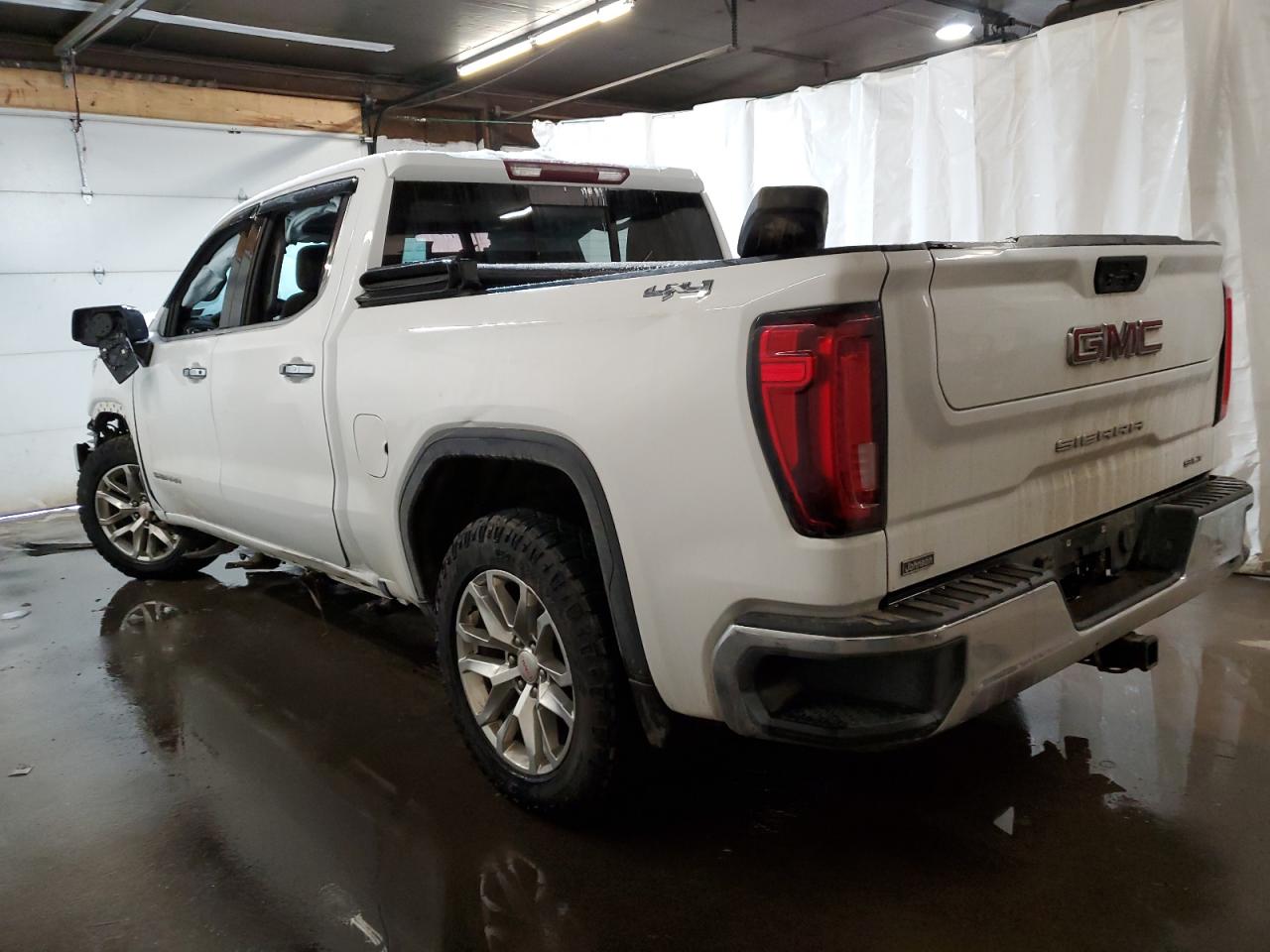 2019 GMC Sierra - Image 2