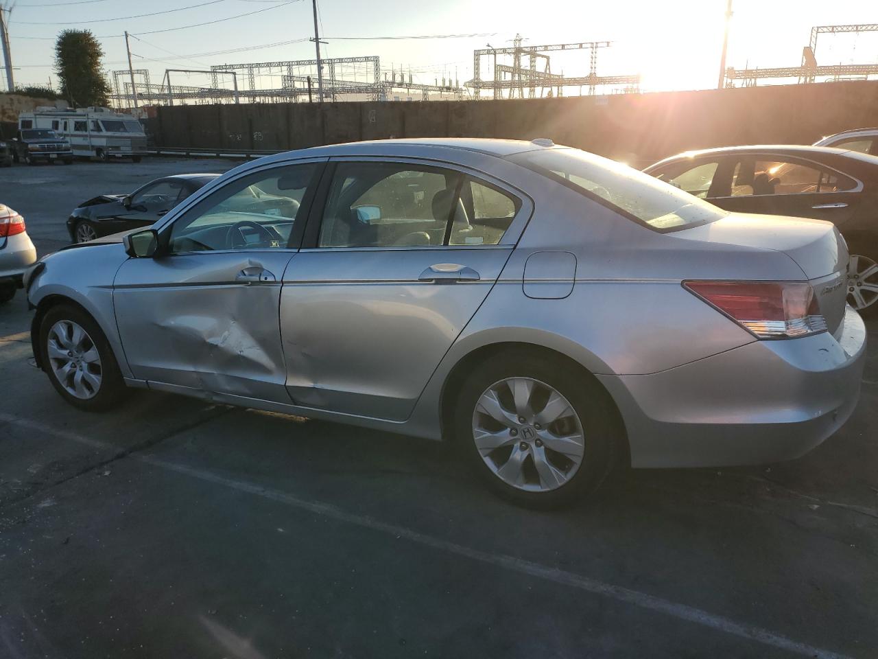 2009 Honda Accord - Image 2