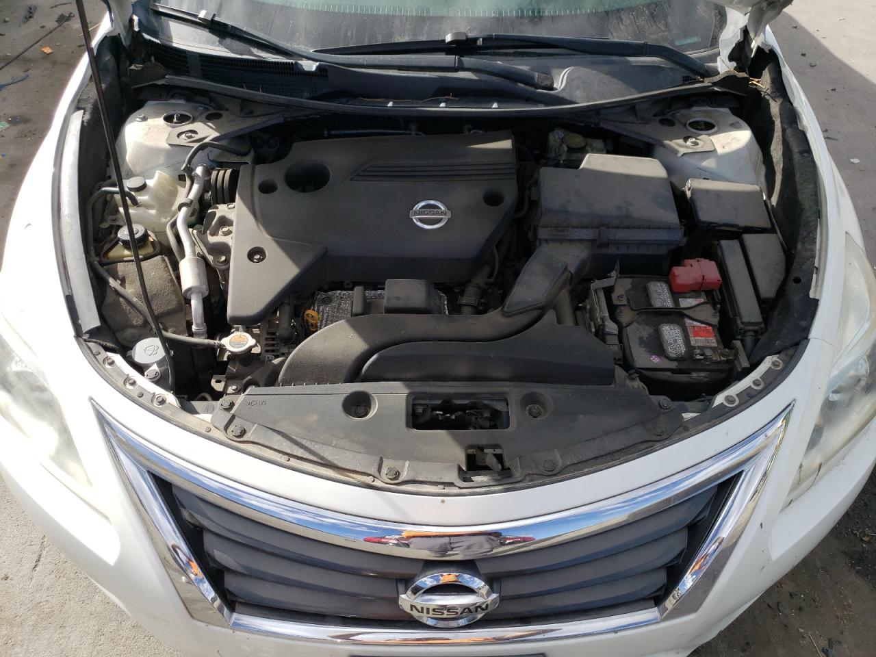 2015 Nissan Altima - Image 11