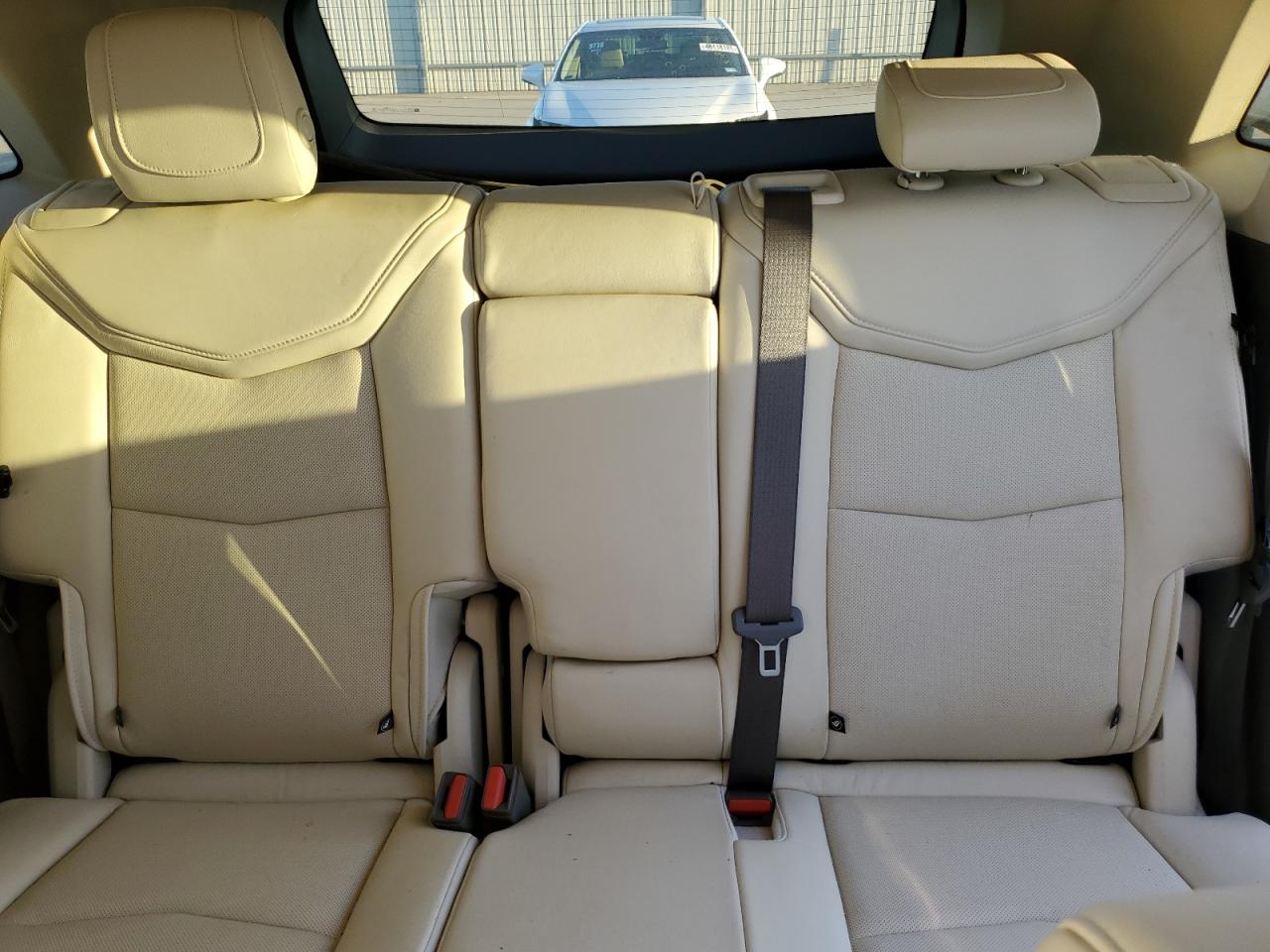 2019 Cadillac XT5 - Image 10