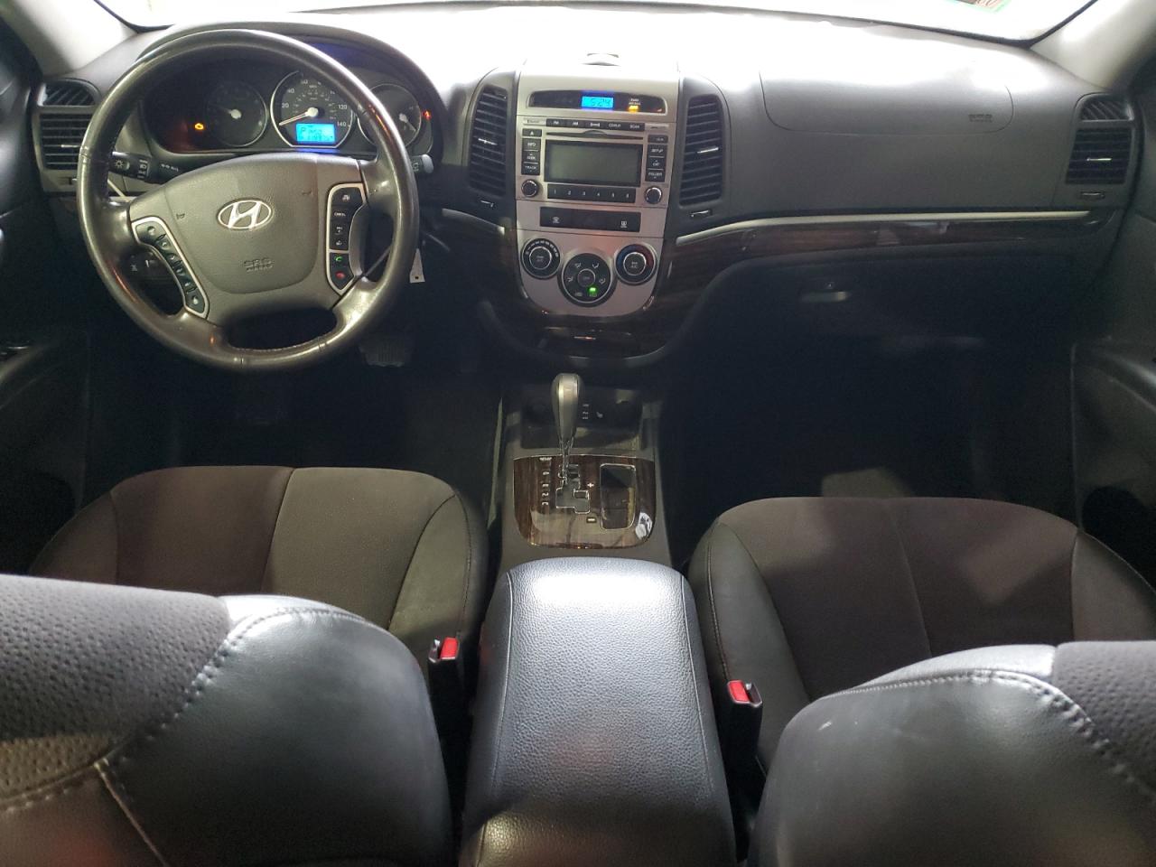 2011 Hyundai Santa Fe - Image 8
