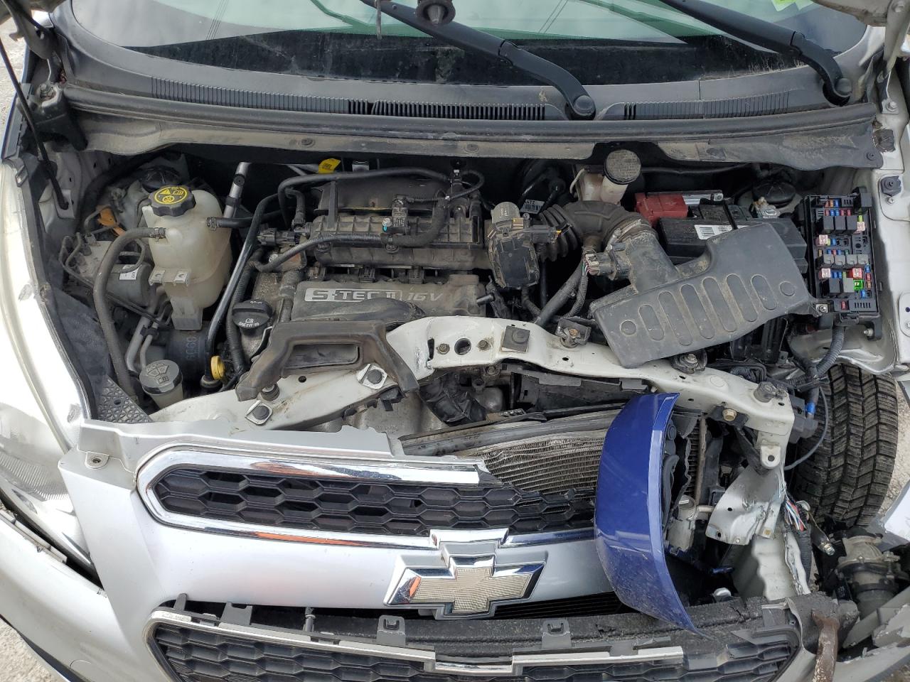2015 Chevrolet Spark - Image 13