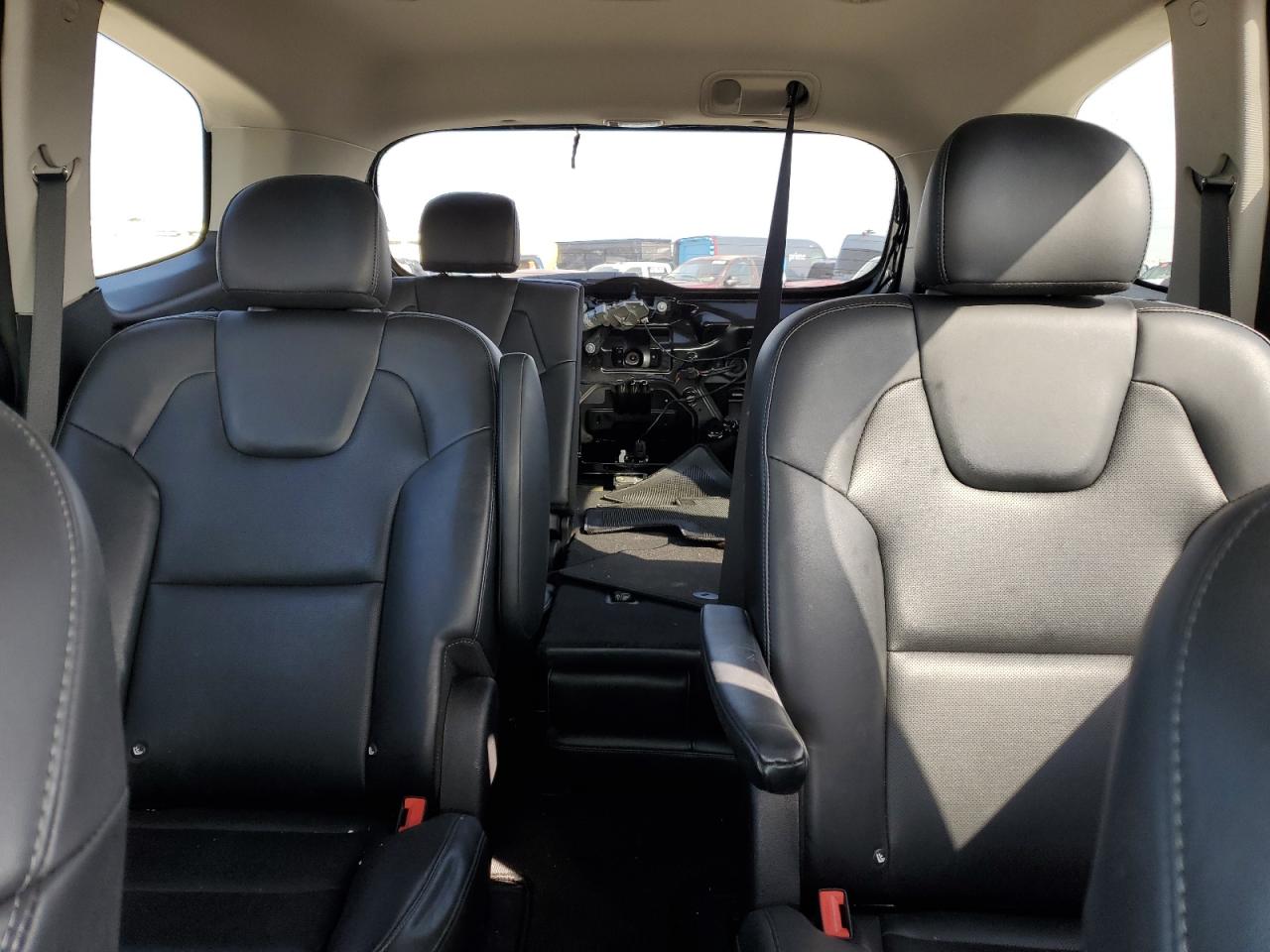 2020 Kia Telluride - Image 10