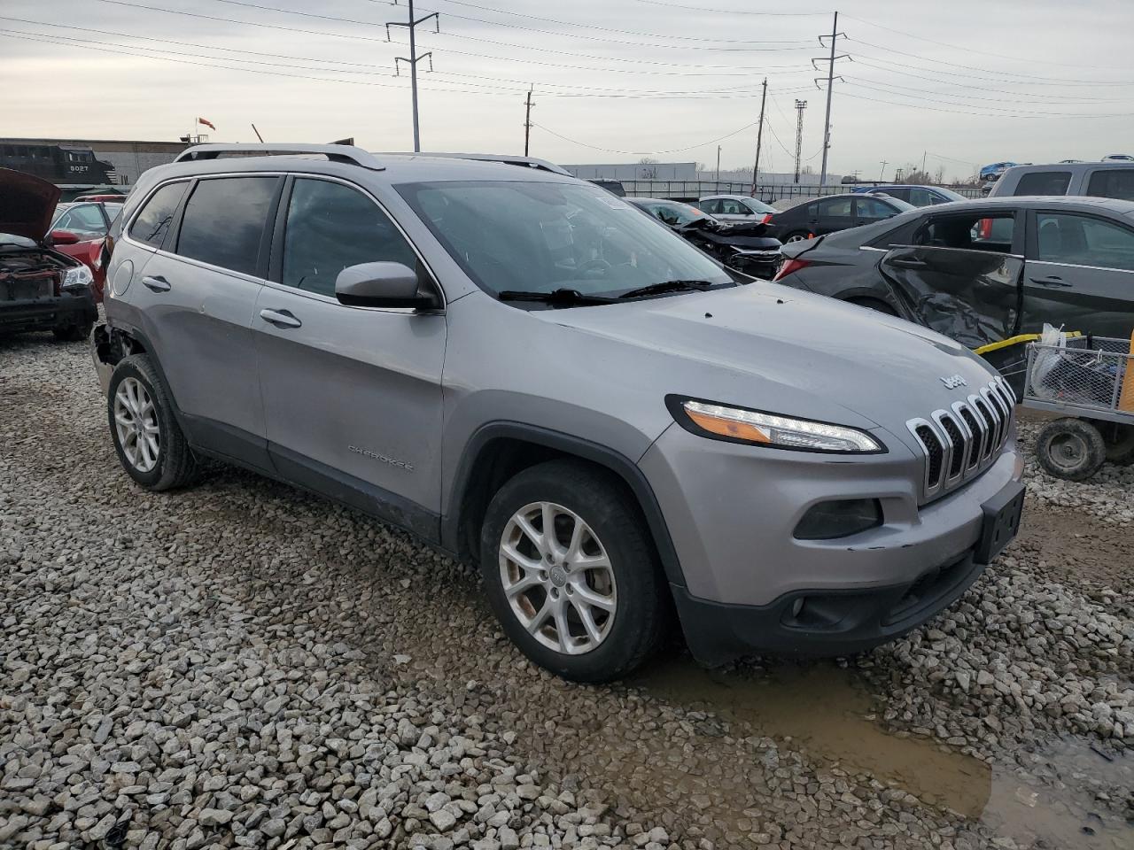 2015 Jeep Grand Cherokee - Image 4