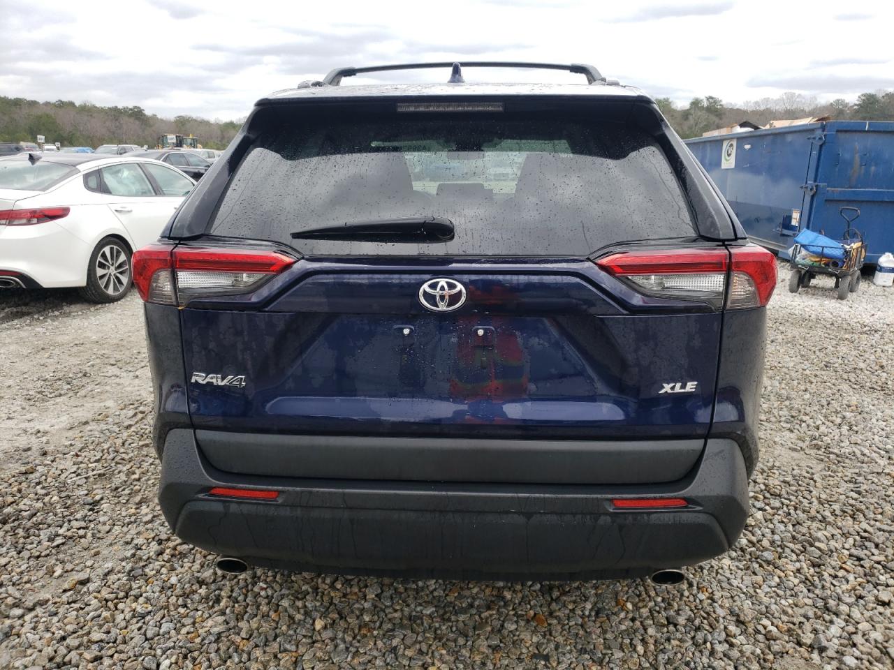 2021 Toyota RAV 4 - Image 6