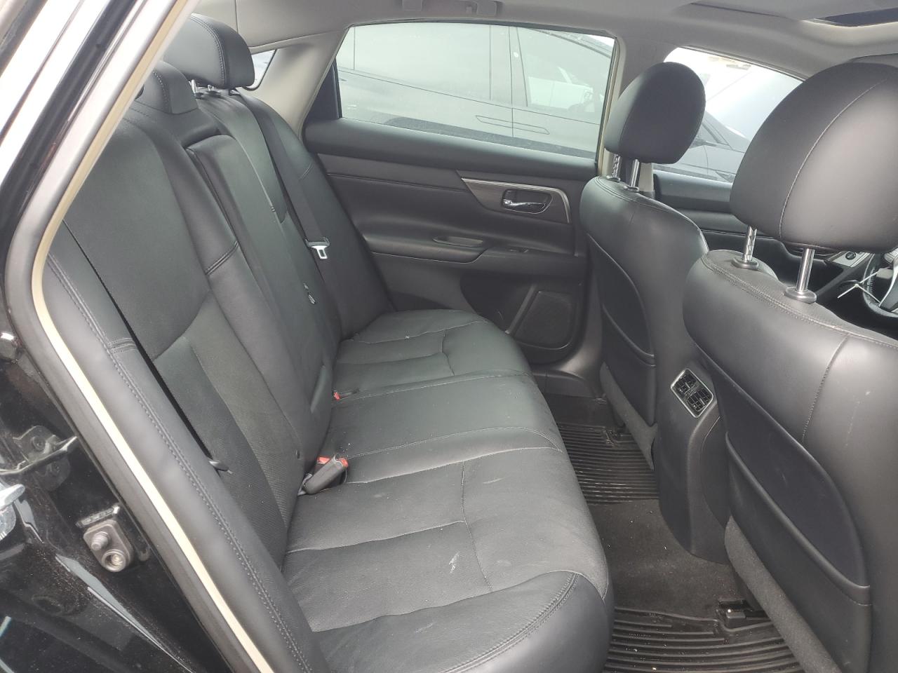 2013 Nissan Altima - Image 10