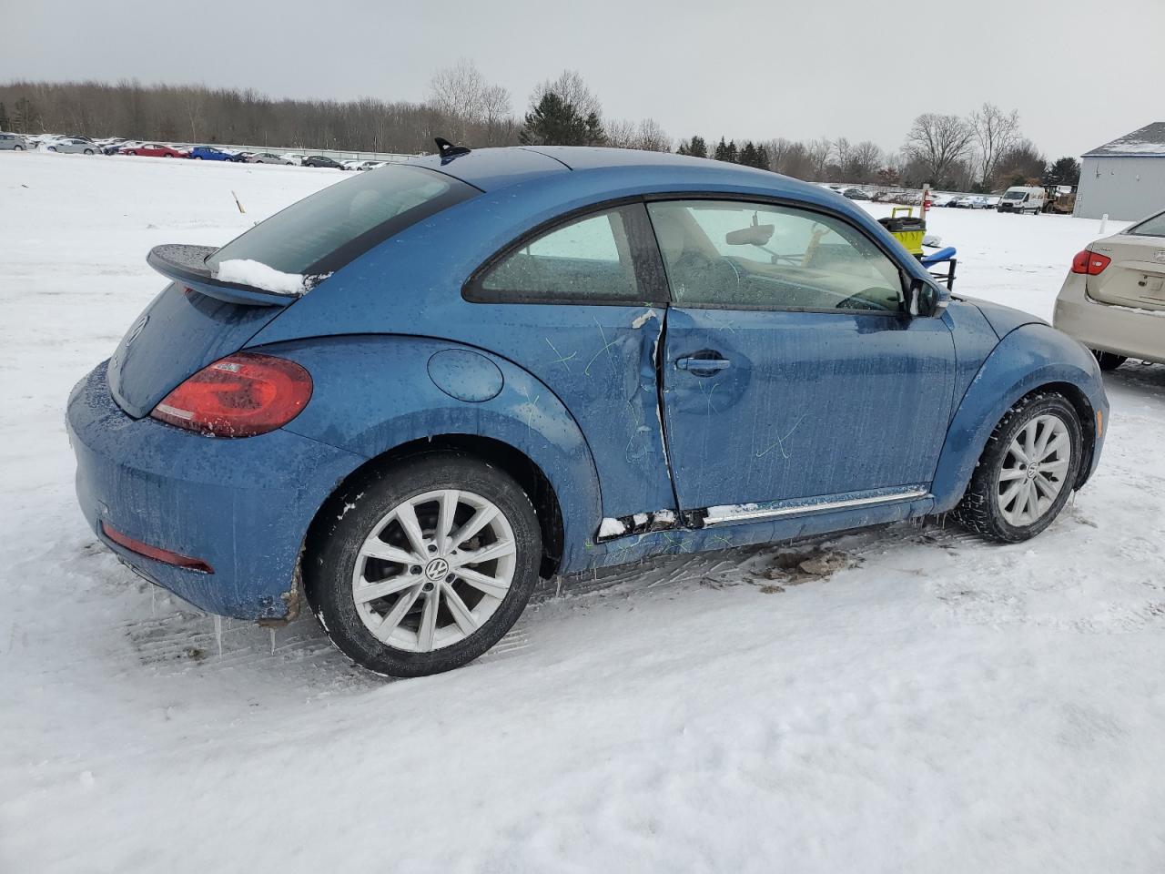 2017 Volkswagen Beetle - Image 3