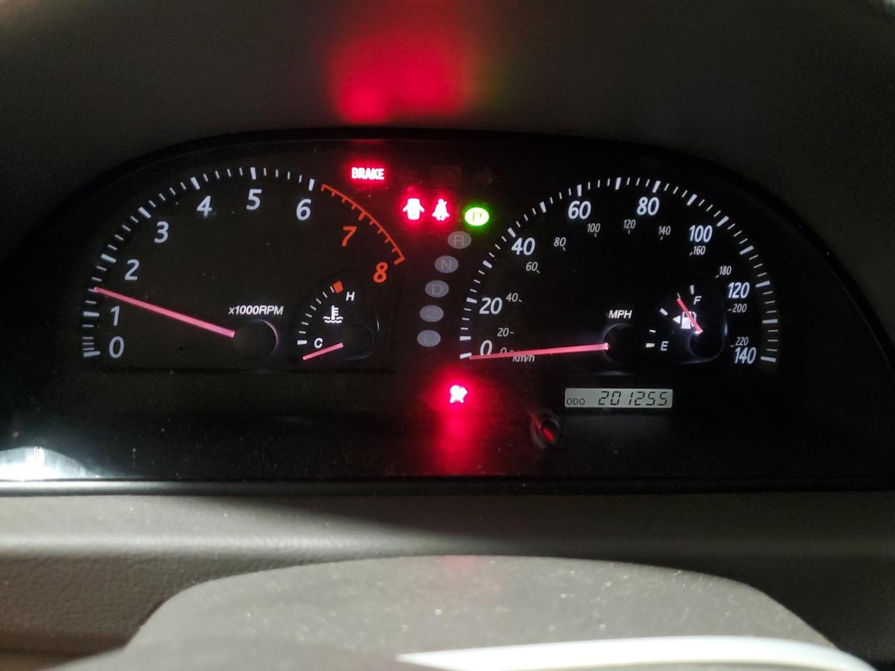 2004 Toyota Camry - Image 9