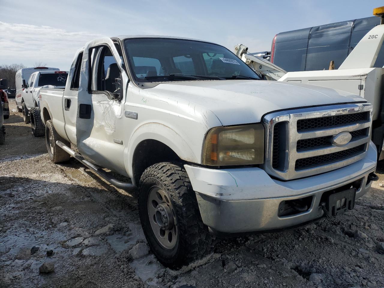 2006 Ford F350 - Image 4