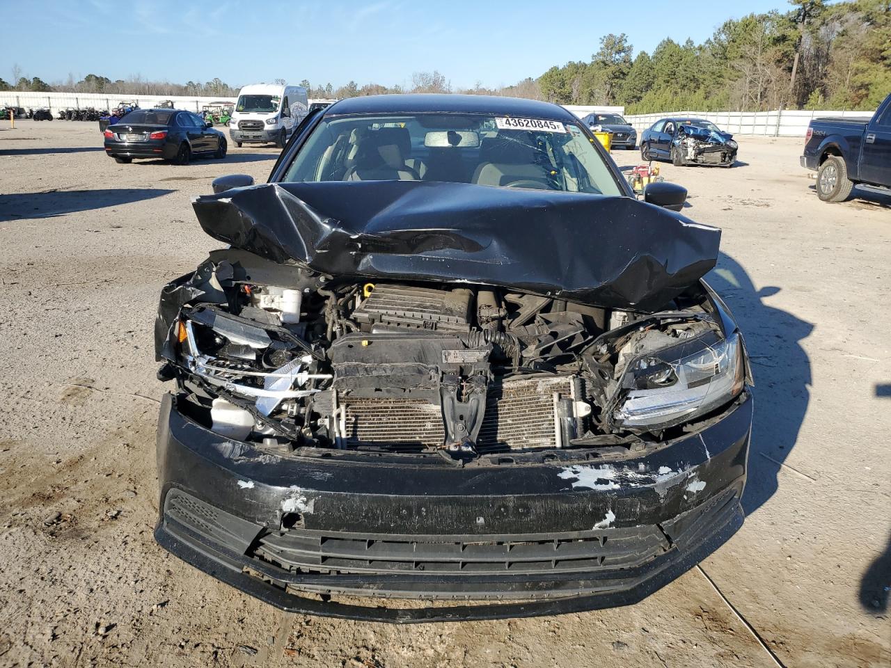 2017 Volkswagen Jetta - Image 5