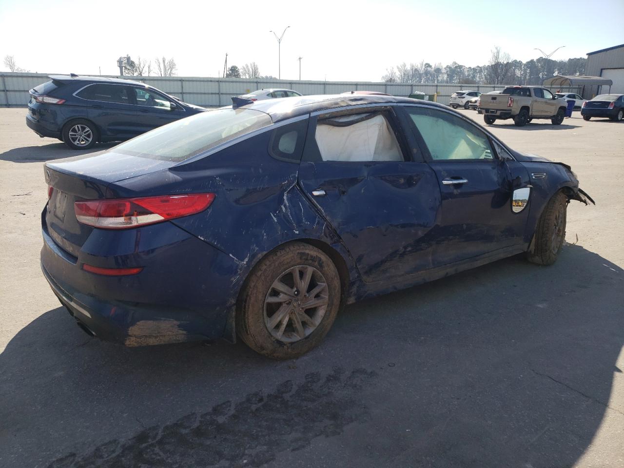 2019 Kia Optima - Image 3