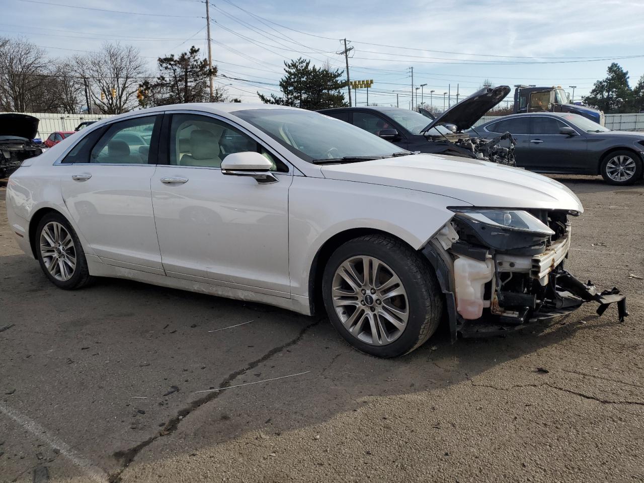 2014 Lincoln MKZ - Image 4