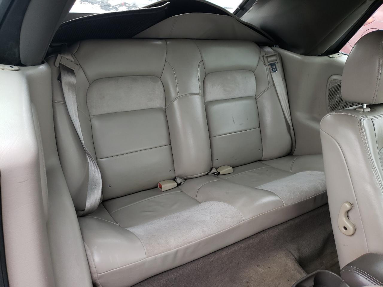 2004 Chrysler Sebring - Image 10