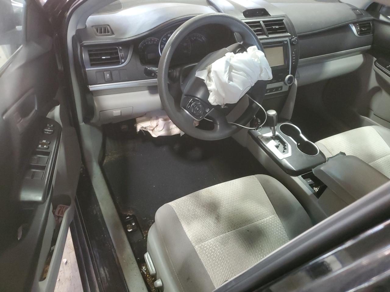 2012 Toyota Camry - Image 8