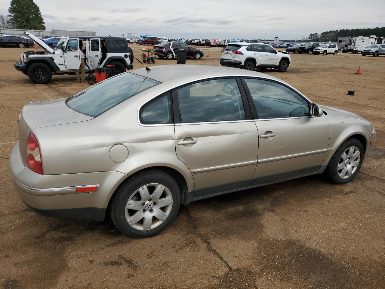 2005 Volkswagen Passat - Image 3