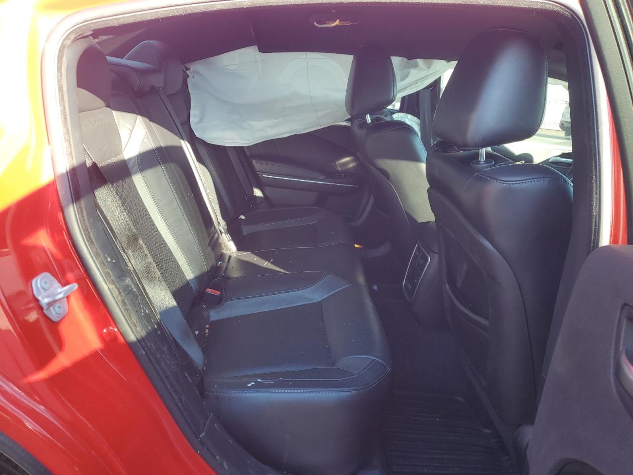 2018 Dodge Charger - Image 11
