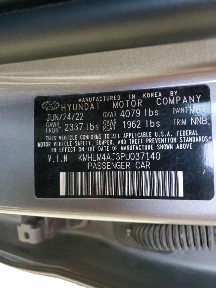 2023 Hyundai Elantra - Image 12