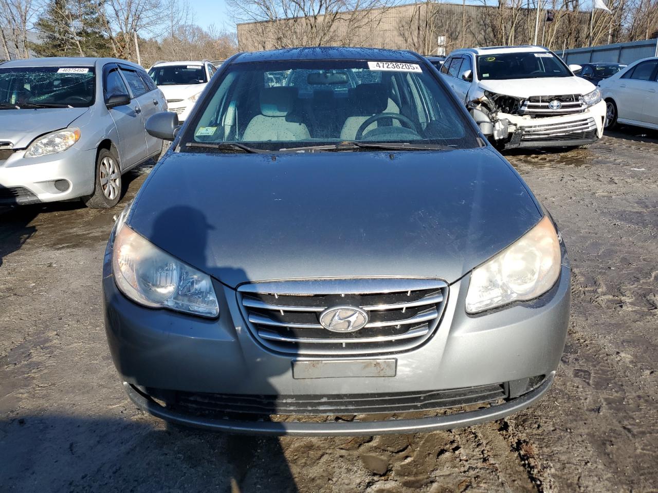2010 Hyundai Elantra - Image 5