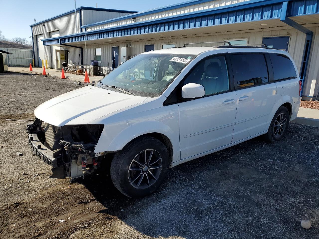 2016 Dodge Caravan - Image 1