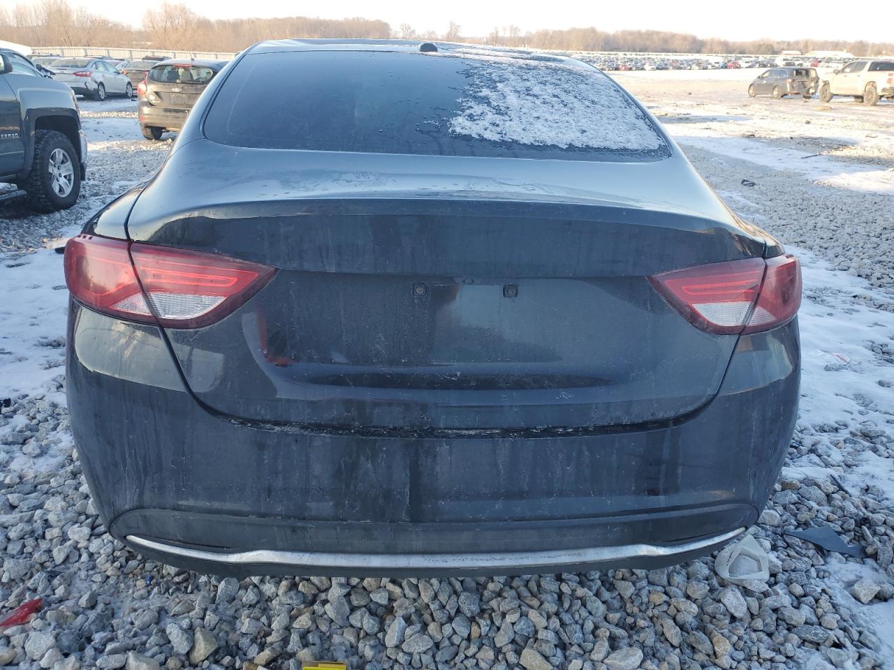 2015 Chrysler 200 - Image 6