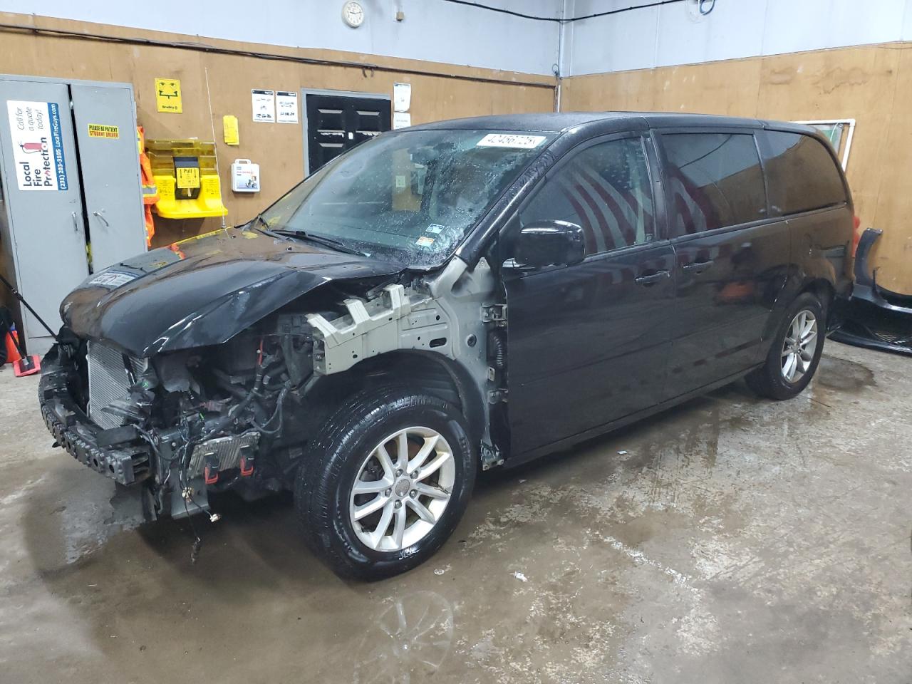 2015 Dodge Caravan - Image 1